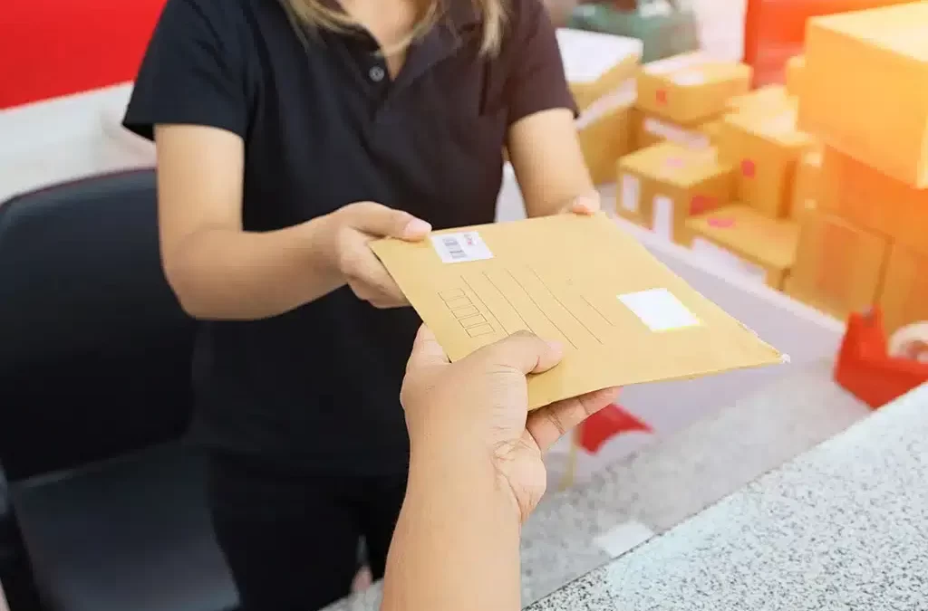 ¿QUÉ HACEN LAS EMPRESAS DE MENSAJERÍA CON LOS DOCUMENTOS QUE NO SE ENTREGAN?